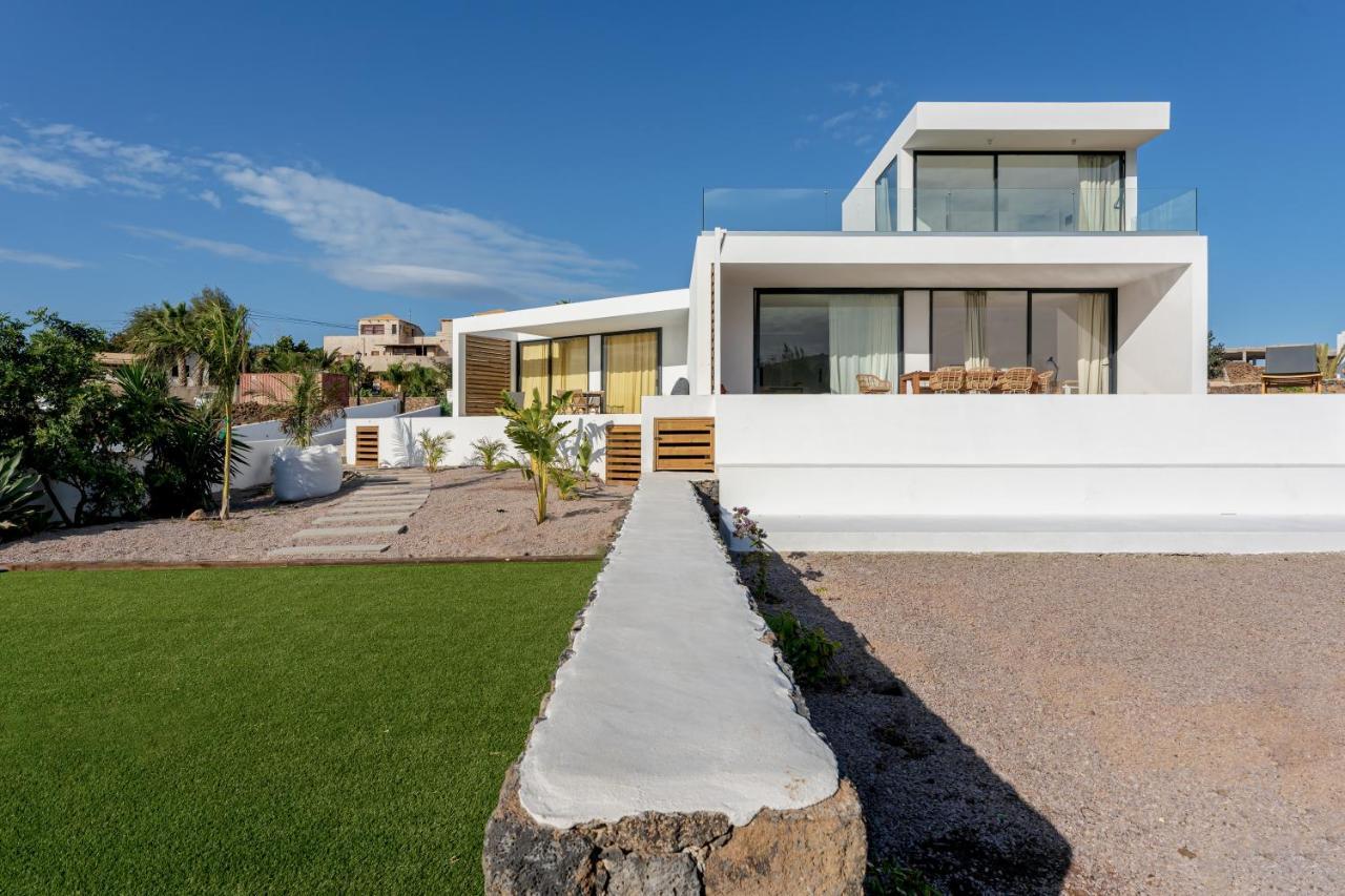 Villa Elena, Luxery Villa With Swimming Pool! Лахарес Екстериор снимка