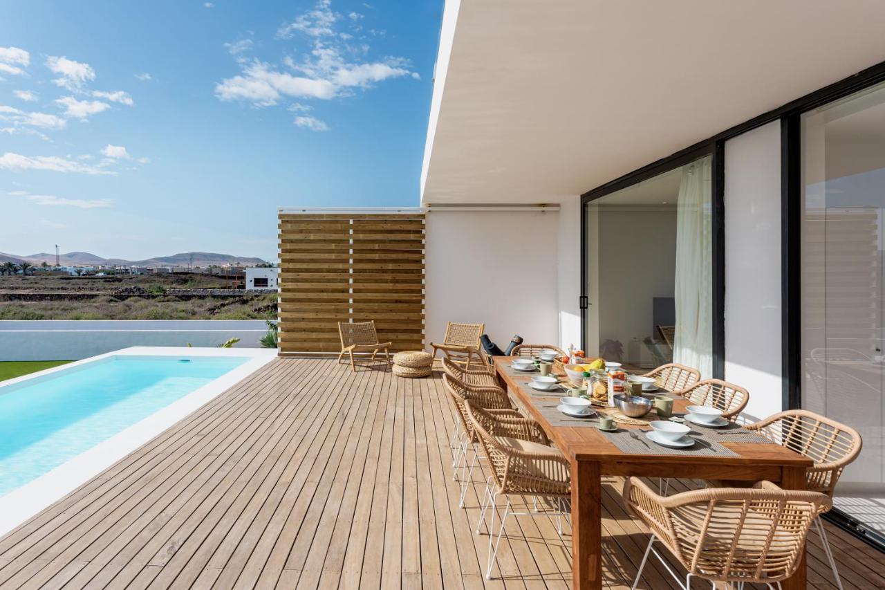Villa Elena, Luxery Villa With Swimming Pool! Лахарес Екстериор снимка